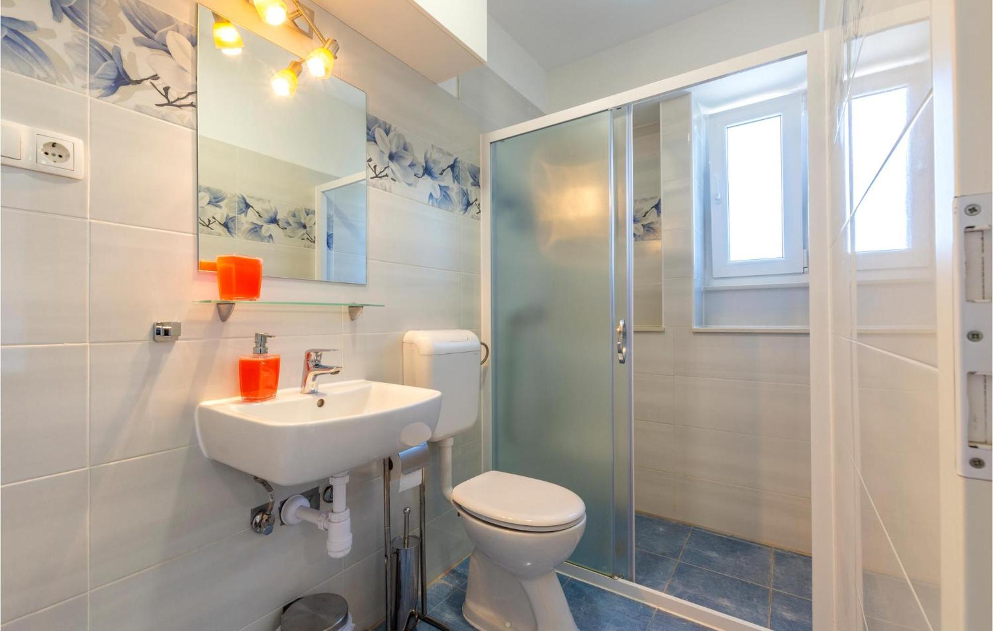 Gorgeous Apartment In Omis With Kitchen 외부 사진
