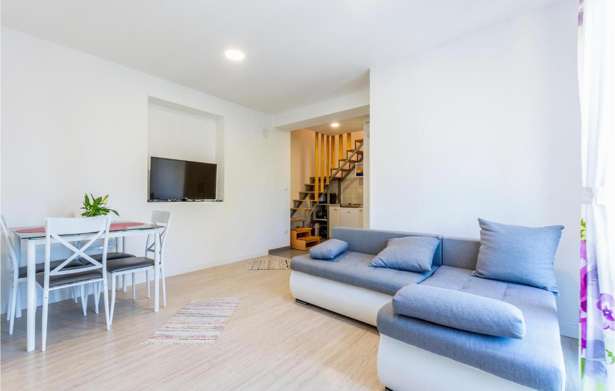 Gorgeous Apartment In Omis With Kitchen 외부 사진
